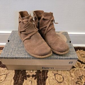 Born Women's Tarkin Brown Boots Size 8